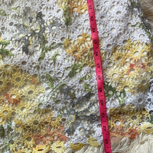 Alfred Dunner Charleston Short Sleeve Floral Lace Necklace Top Sze PM NWT - Picture 11 of 14